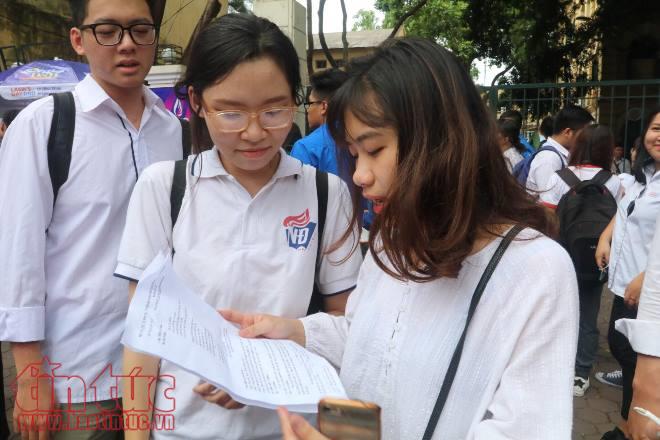 Đề thi không quá khó nhưng dự kiến sẽ ít thí sinh đạt điểm cao ảnh 1